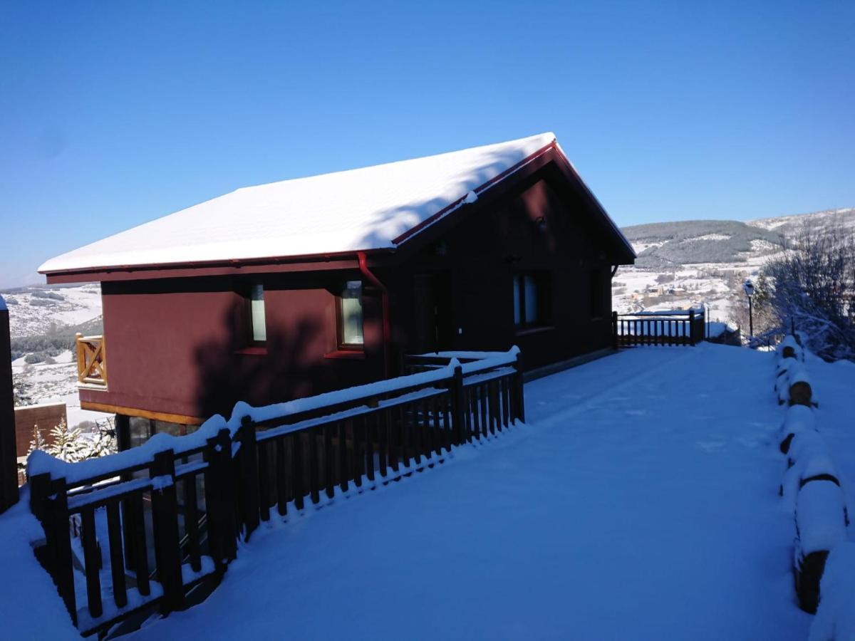 Cara norte de Gredos Hoyos del Espino Exterior foto